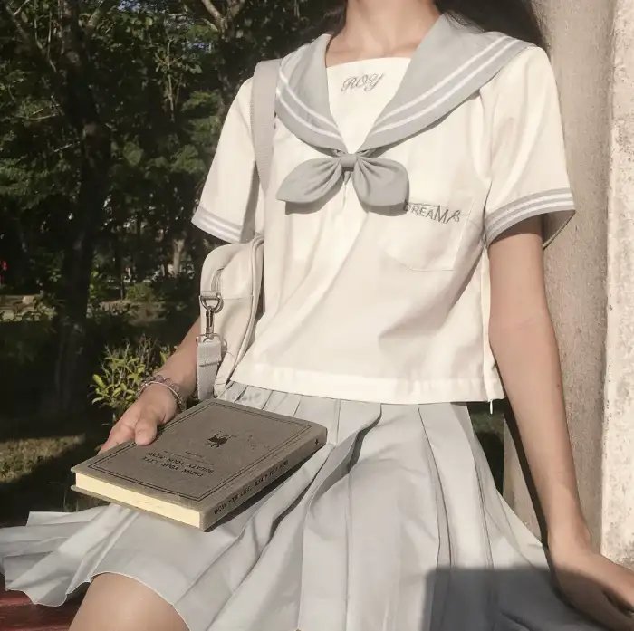 清醒梦之马桶睡美人 海报